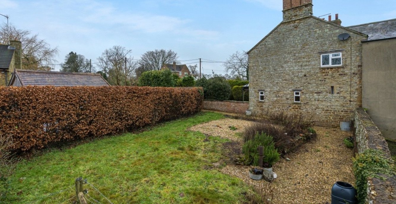 4 bedroom house for sale in clifton house farm, adstone