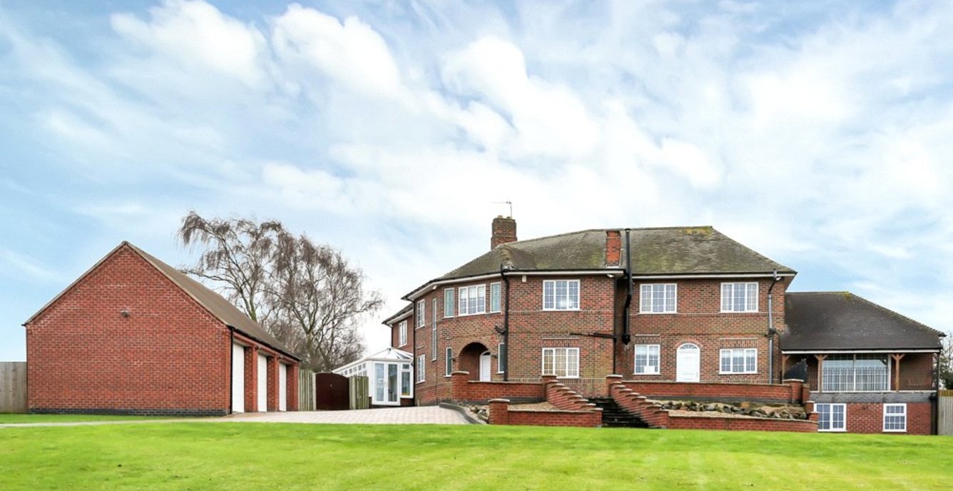 5 bedroom House for sale in Highfields House, 4, Ashby Road, Osgathorpe