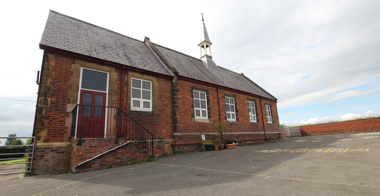 Leisure, Office, Non Residential Institution to let in Ashley School