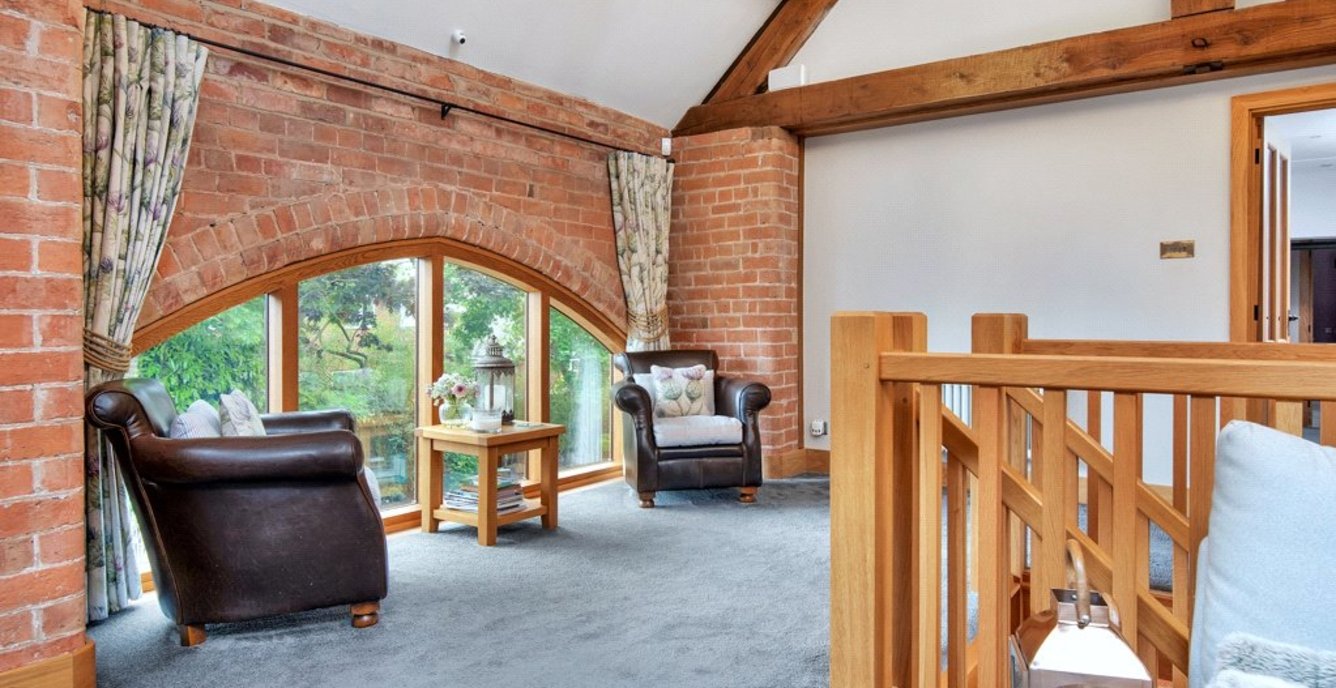 5 bedroom Barn Conversion for sale in Moat House Mill Barn, Barn End