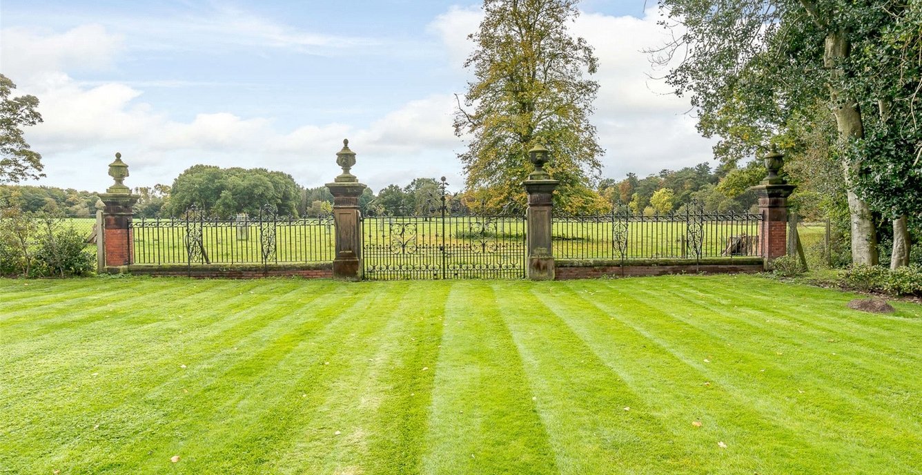 2 bedroom Barn Conversion for sale in 62 The Barn, Bostock Hall