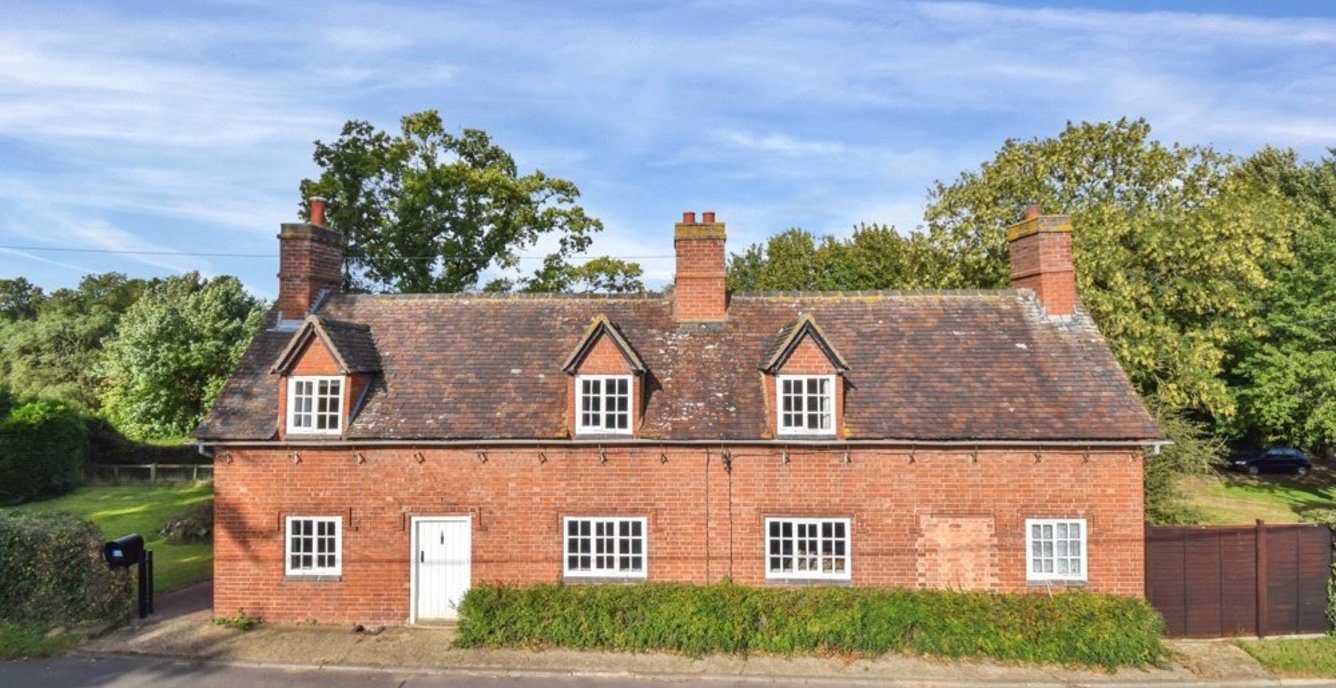 3 bedroom House for sale in Cottage Farm, Catthorpe Road, Shawell