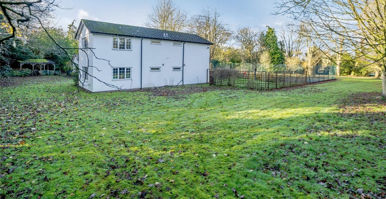 4 bedroom House for sale in Tyn Y Coed, Chester Road, Rossett, Wrexham