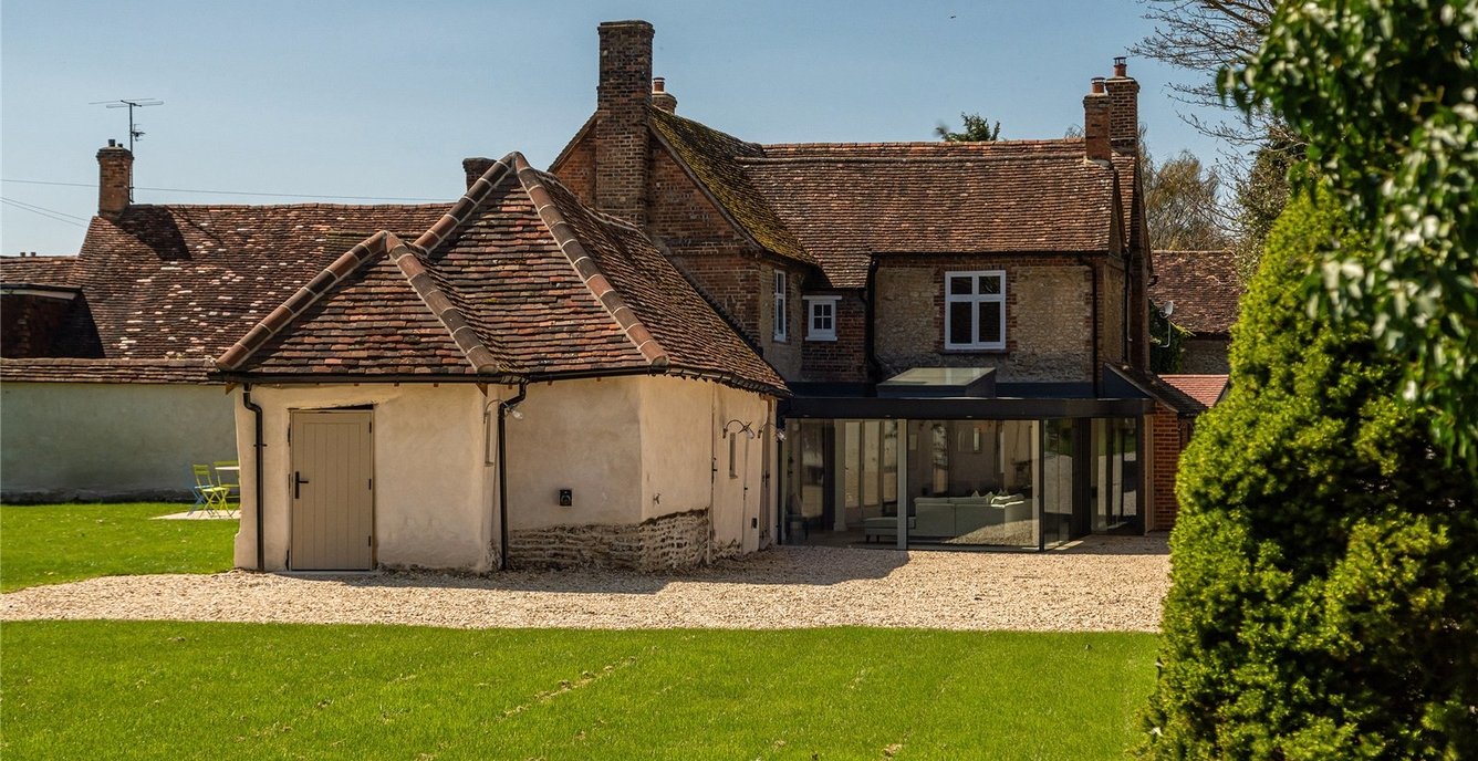 4 bedroom House for sale in The Green Dragon, 8, Churchway, Haddenham