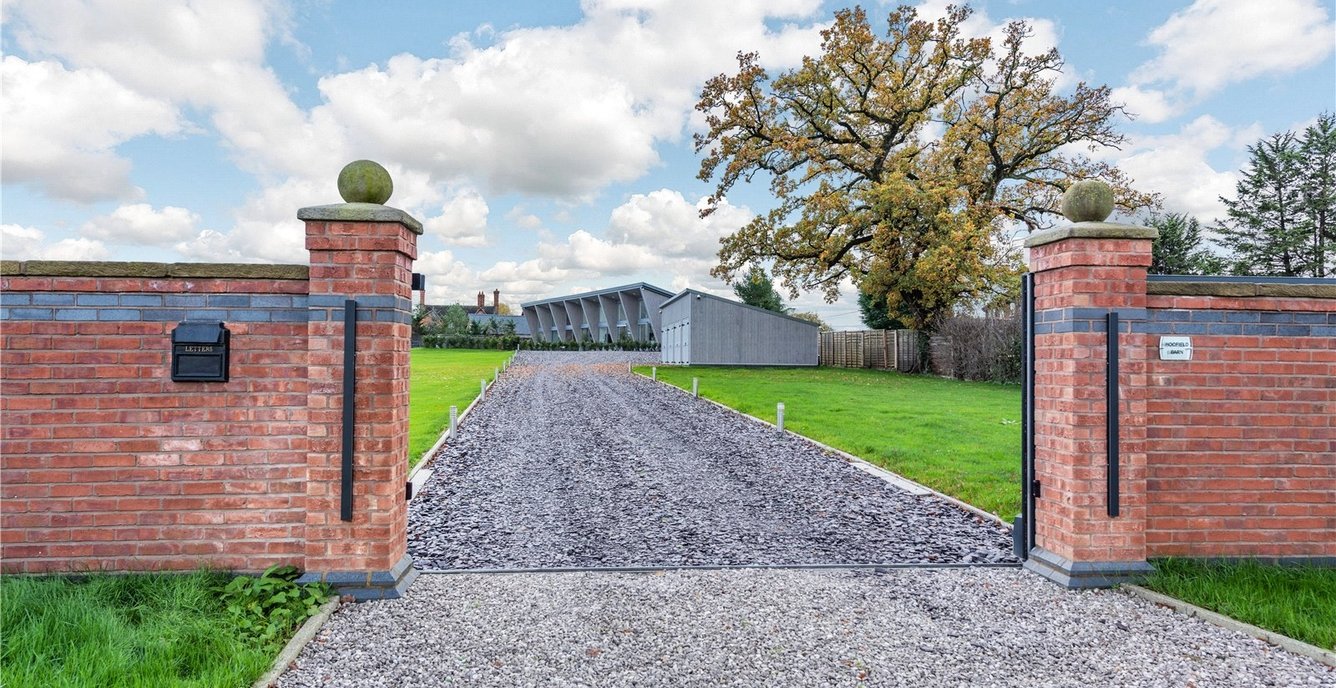 5 bedroom House for sale in Hoofield Barn, Corkscrew Lane, Clotton