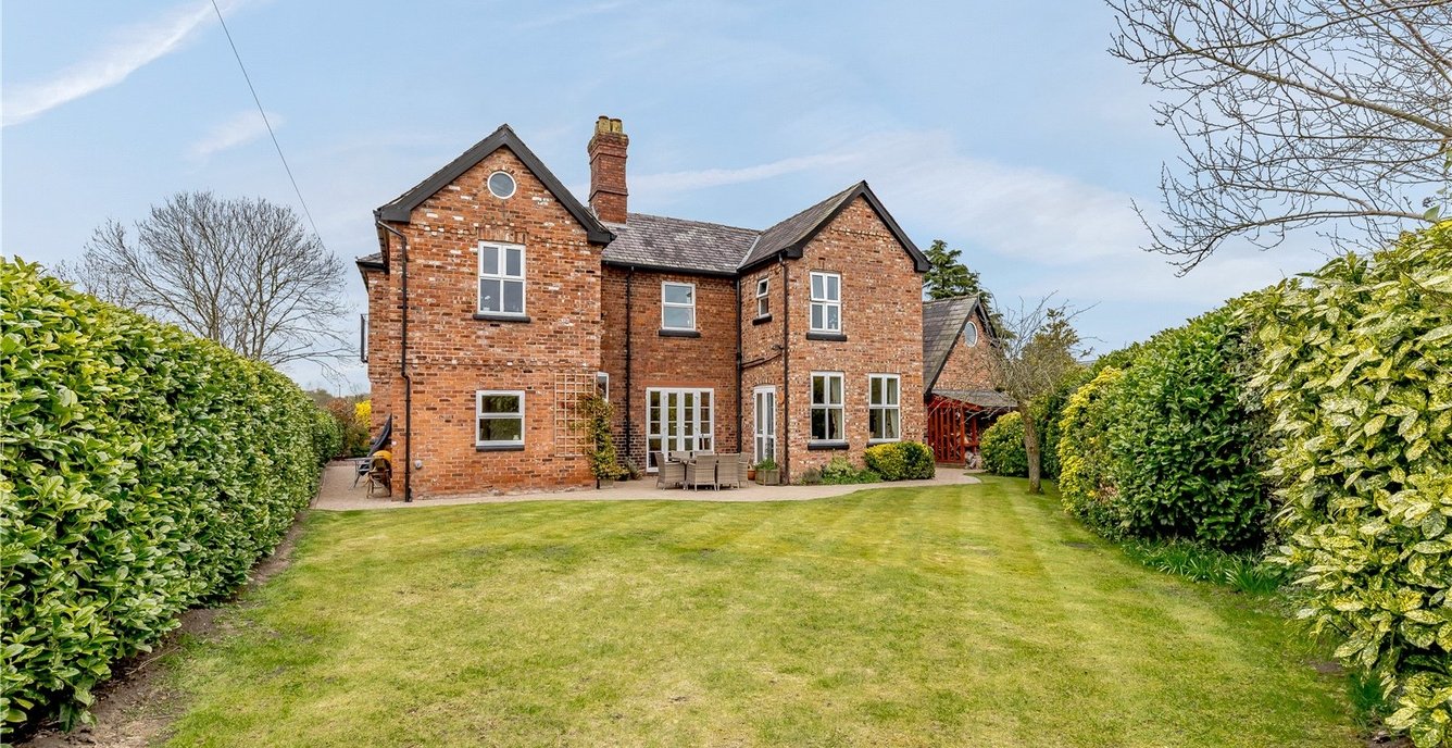 4 bedroom House for sale in Ashdene, Croxton Lane, Middlewich, Cheshire