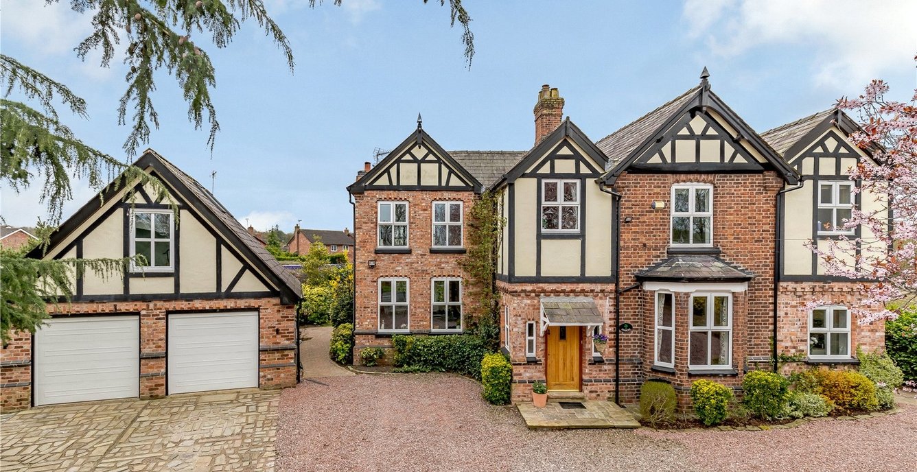 4 bedroom House for sale in Ashdene, Croxton Lane, Middlewich, Cheshire