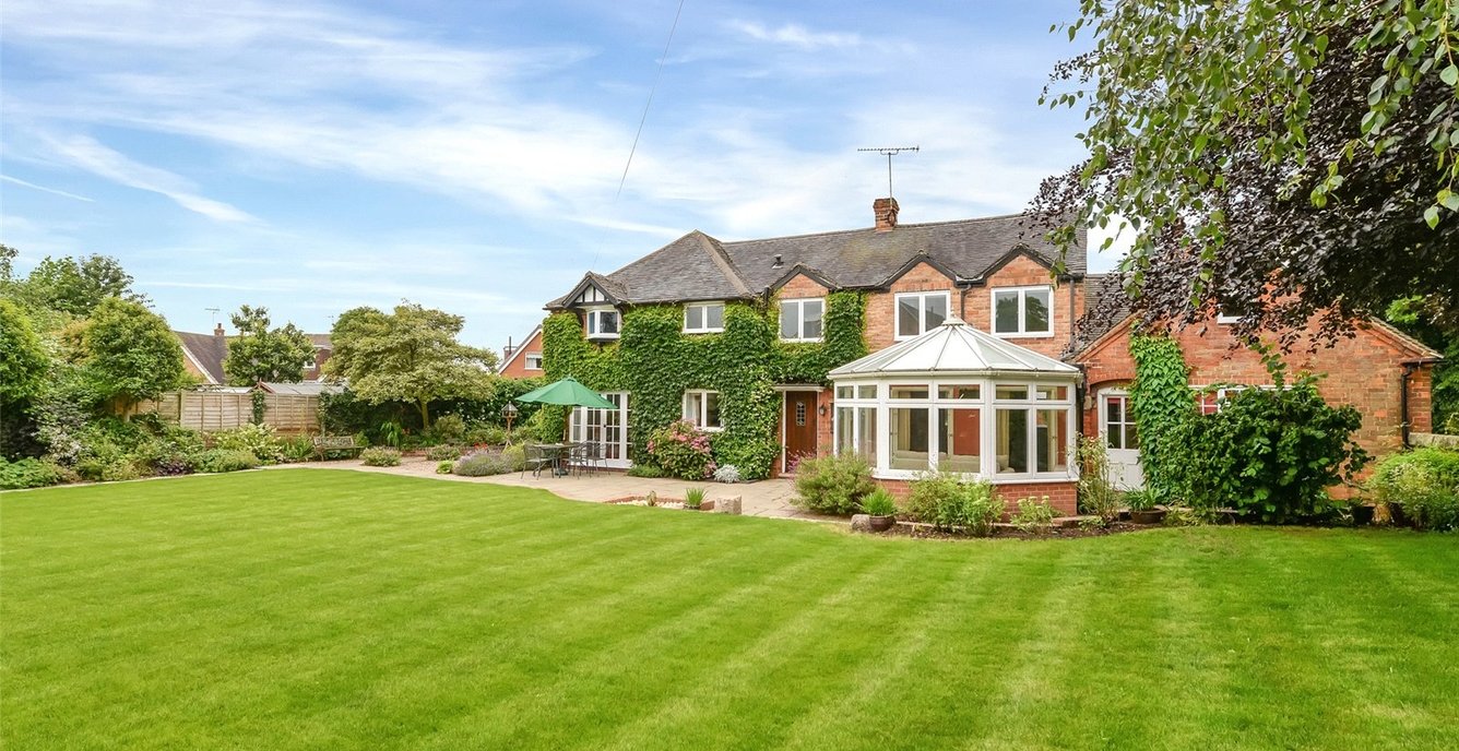 5 bedroom House for sale in The Firs, Derby Road, Doveridge, Ashbourne