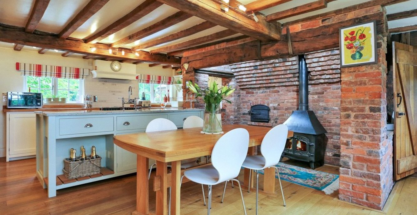 5 bedroom House for sale in Thatched Cottage, Hill Top, Longdon Green