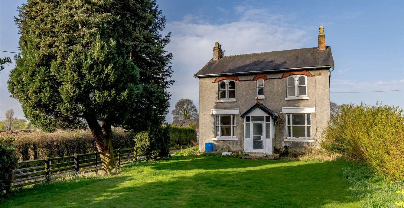 3 bedroom House for sale in Bank View Farm, Hodgehill Lane, Lower