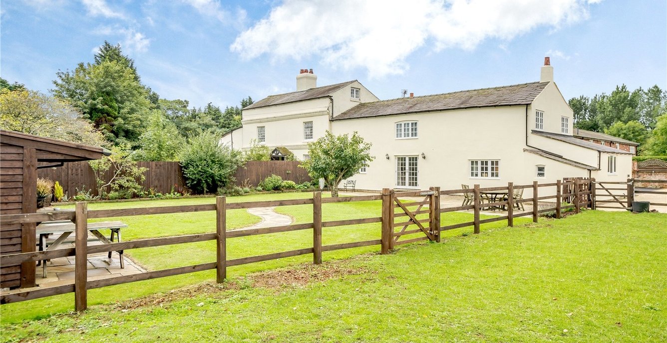 5 bedroom House for sale in Park Farm, Ince Lane, Wimbolds Trafford