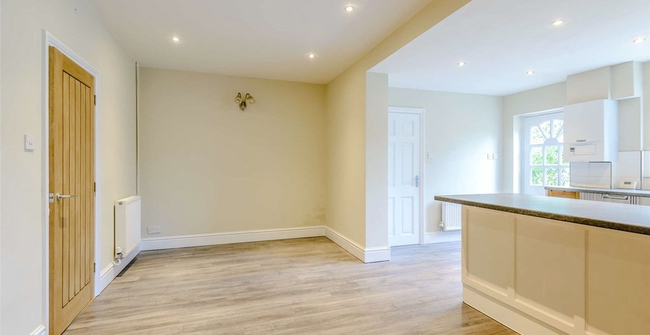 3 bedroom House for sale in 2 Knutsford Road Cottages, Knutsford Road