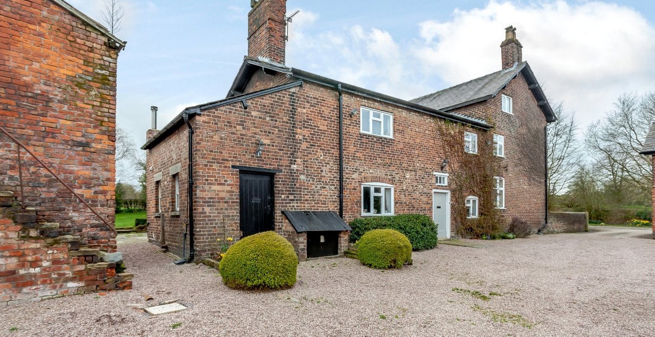 6 bedroom House for sale in Great Oak Farm, Mag Lane, High Legh