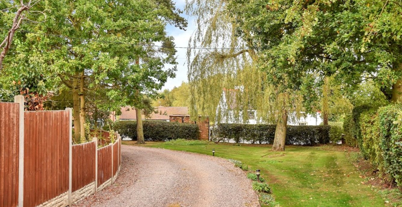 4 bedroom Bungalow for sale in Highcroft, 134, Main Street, Clifton