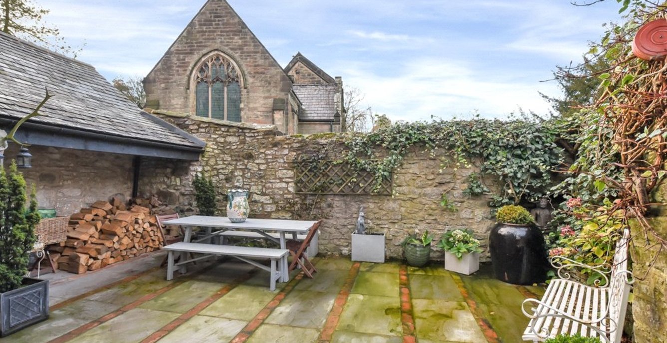 6 bedroom House for sale in The Dower House, Main Street, Winster