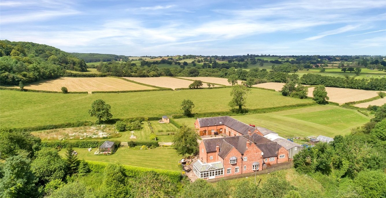 4 bedroom House for sale in Newfield Green Farm, Marchington Woodlands