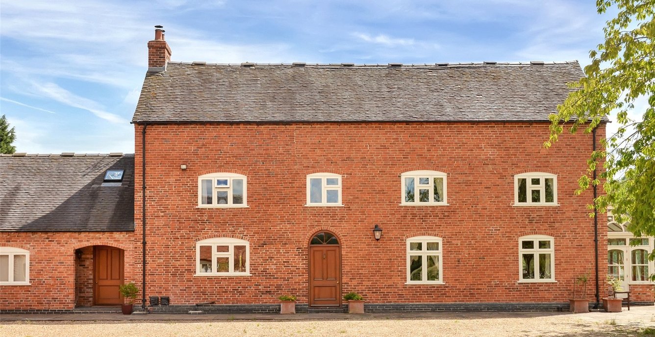 4 bedroom House for sale in Newfield Green Farm, Marchington Woodlands