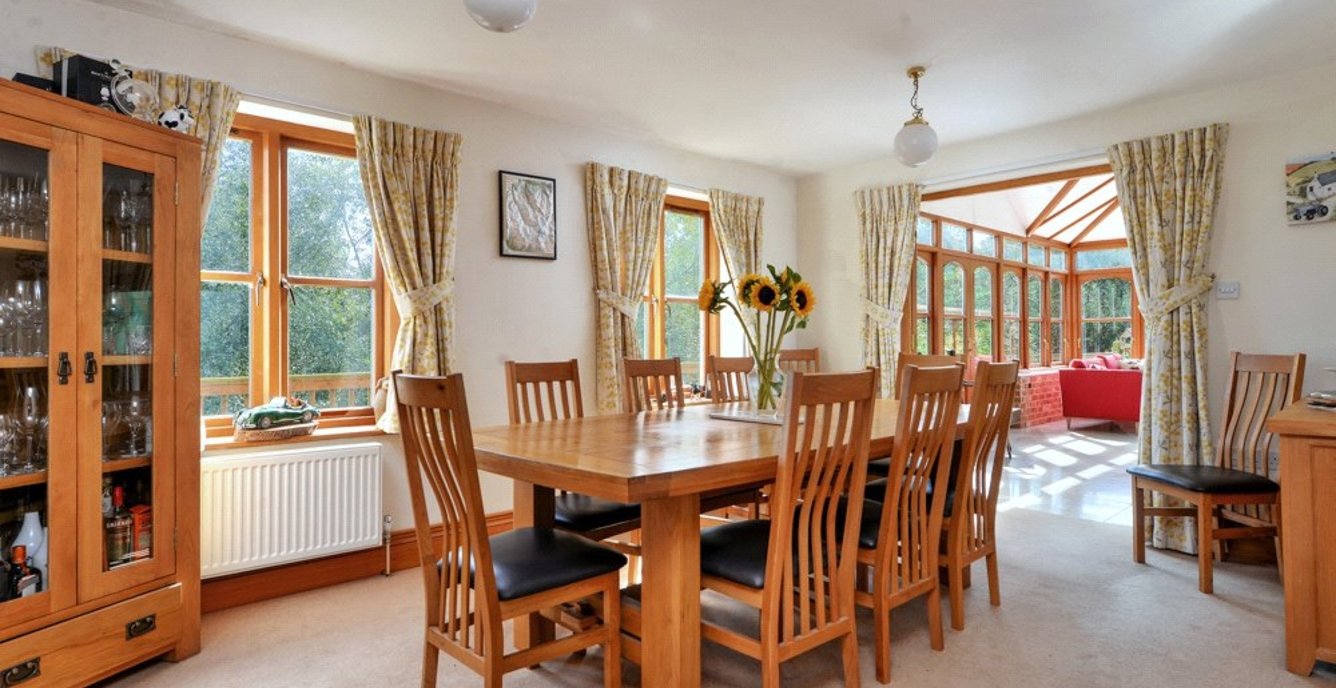 4 bedroom House for sale in Newfield Green Farm, Marchington Woodlands