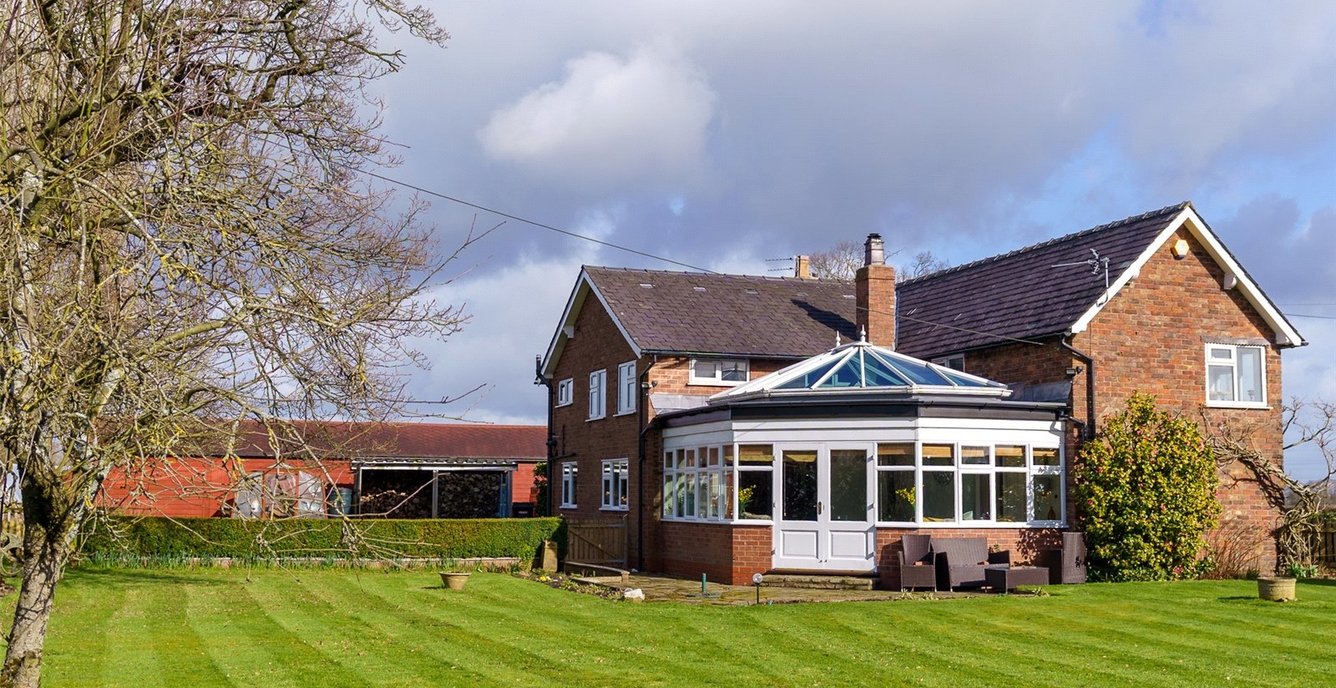 3 bedroom House for sale in Wyche Cottage, Moss Lane, High Legh