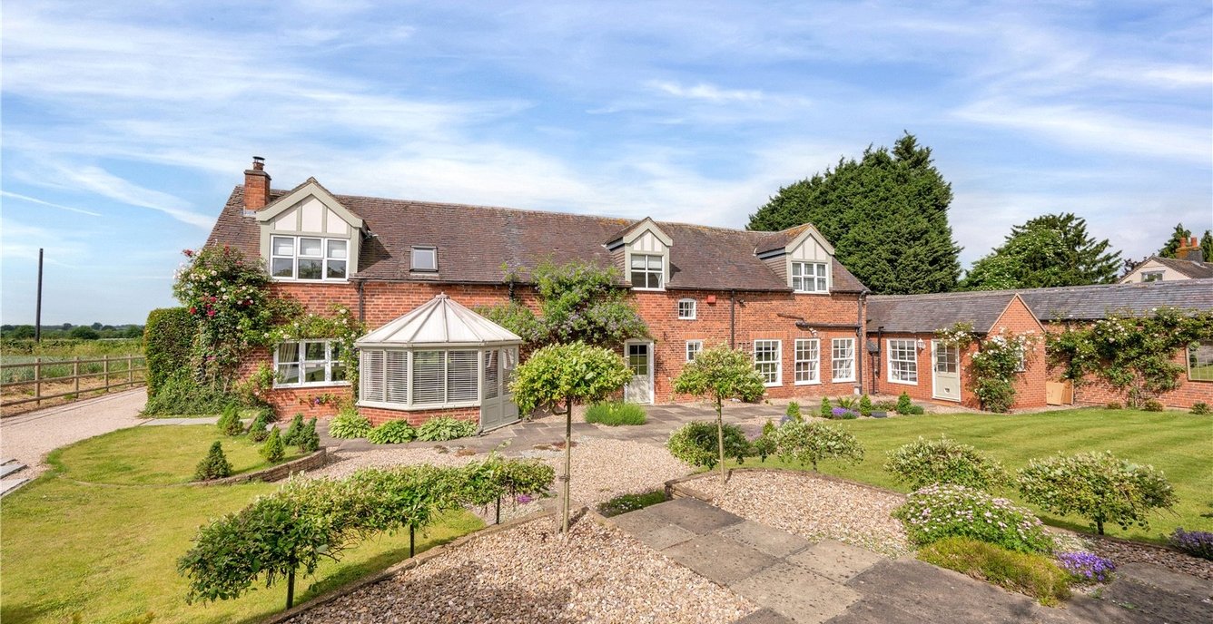 5 bedroom House for sale in Weston House, No Mans Heath Road, Chilcote