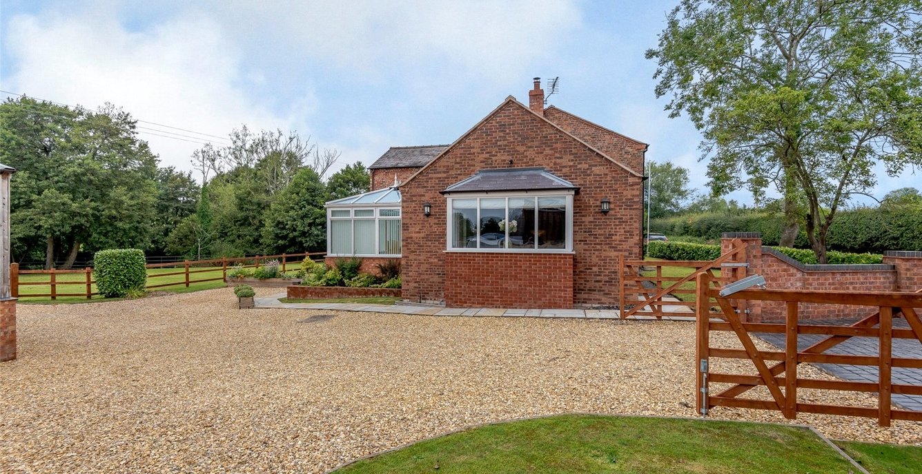 4 bedroom House for sale in Chapel Cottage, Old Coach Road, Nomans