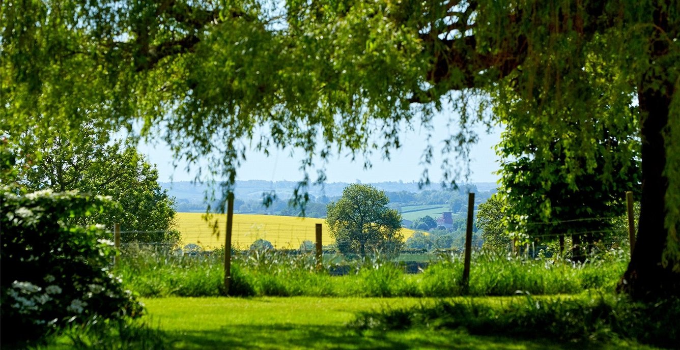 6 bedroom House for sale in Castle Farmhouse, Overthorpe, Overthorpe