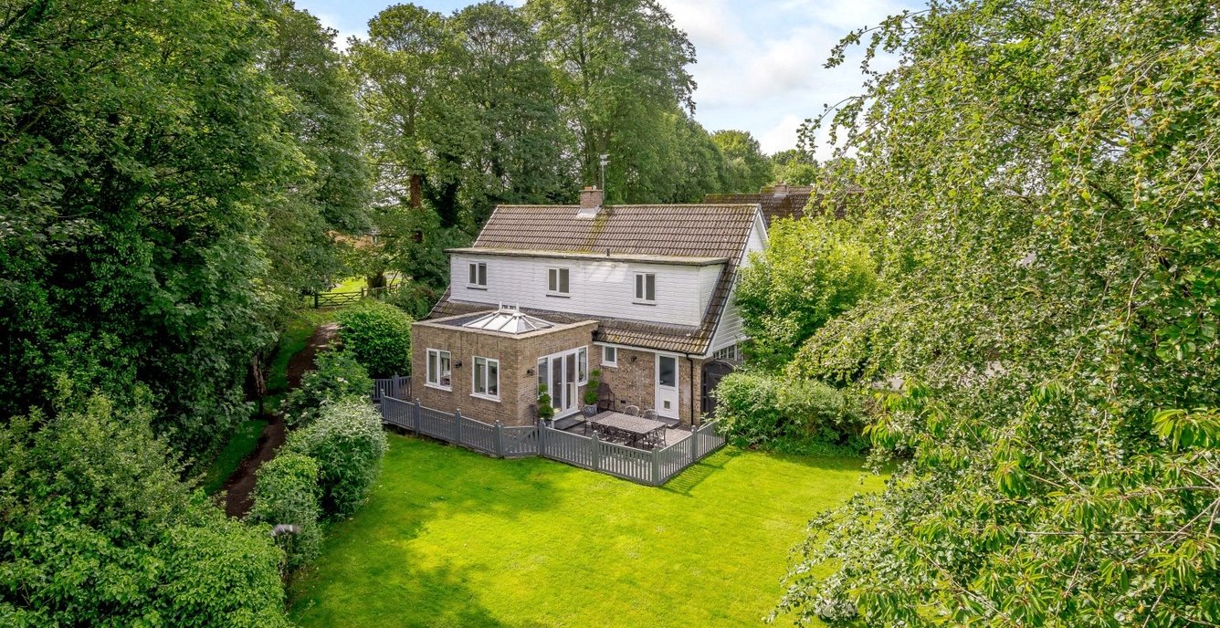 4 bedroom House for sale in 18, Pheasant Walk, High Legh, Knutsford