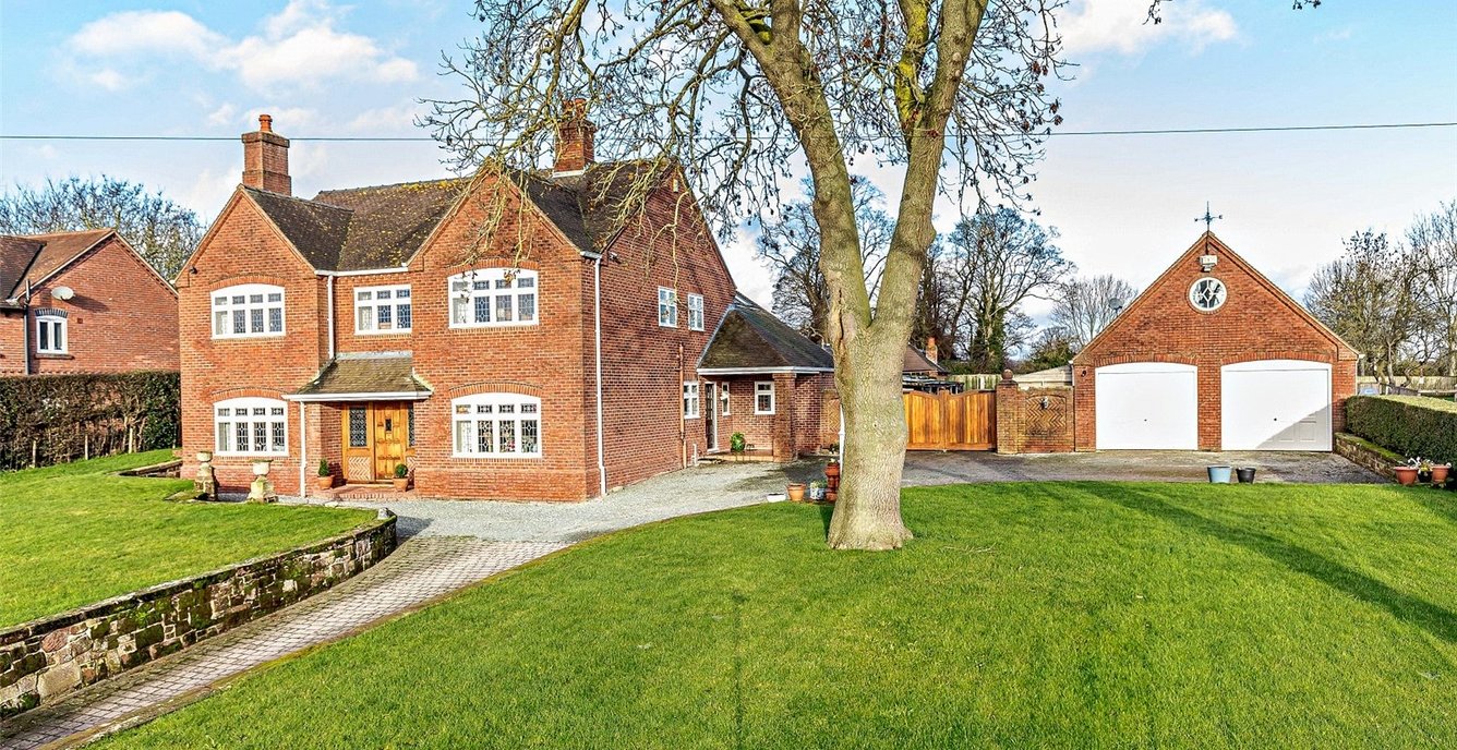 5 bedroom House for sale in The Hollow, Pump Lane, Churton, Chester