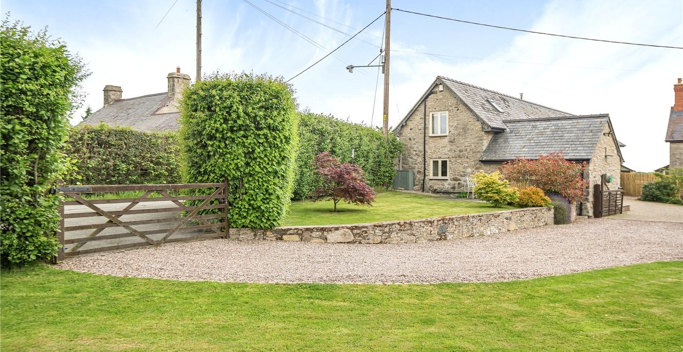 3 bedroom Barn Conversion for sale in Llys Y Wennol, Rhydymeudwy, Ruthin, Denbighshire, LL15