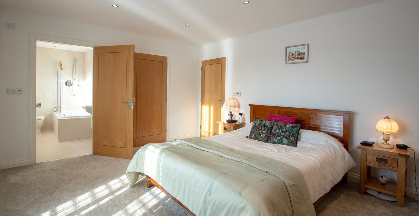 4 bedroom House for sale in 3, The Hamptons, Chester Road, Nomans Heath