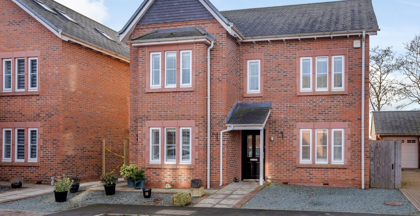 4 bedroom House for sale in 3, The Hamptons, Chester Road, Nomans Heath