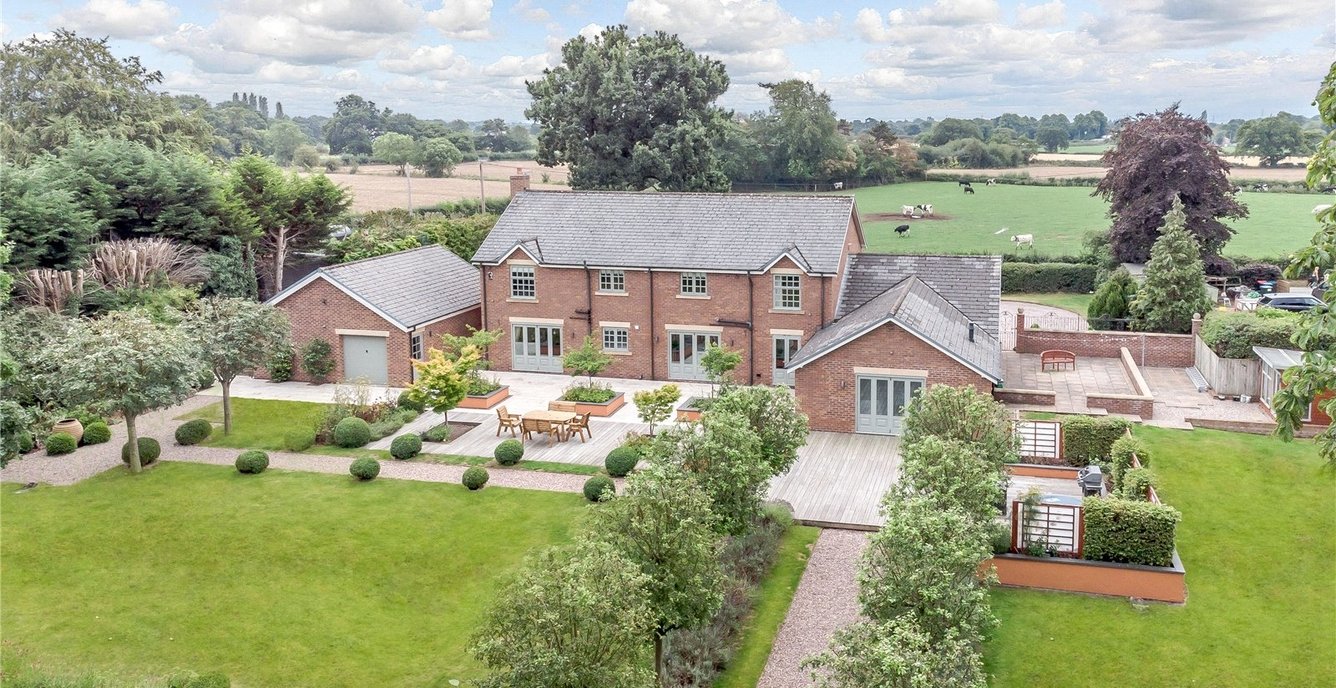 4 bedroom House for sale in Oakwood House, Townfield Lane, Mollington