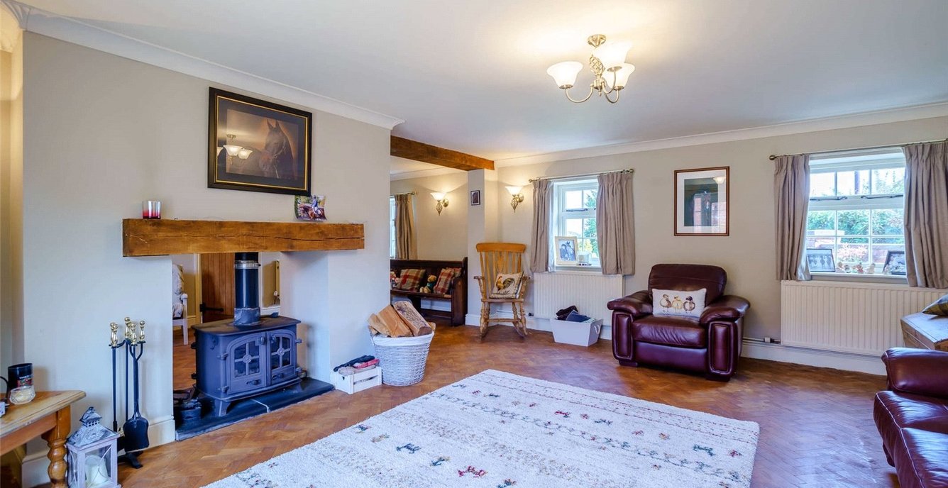 8 bedroom Farm House for sale in Tushingham House Farm, Wobbs Lane
