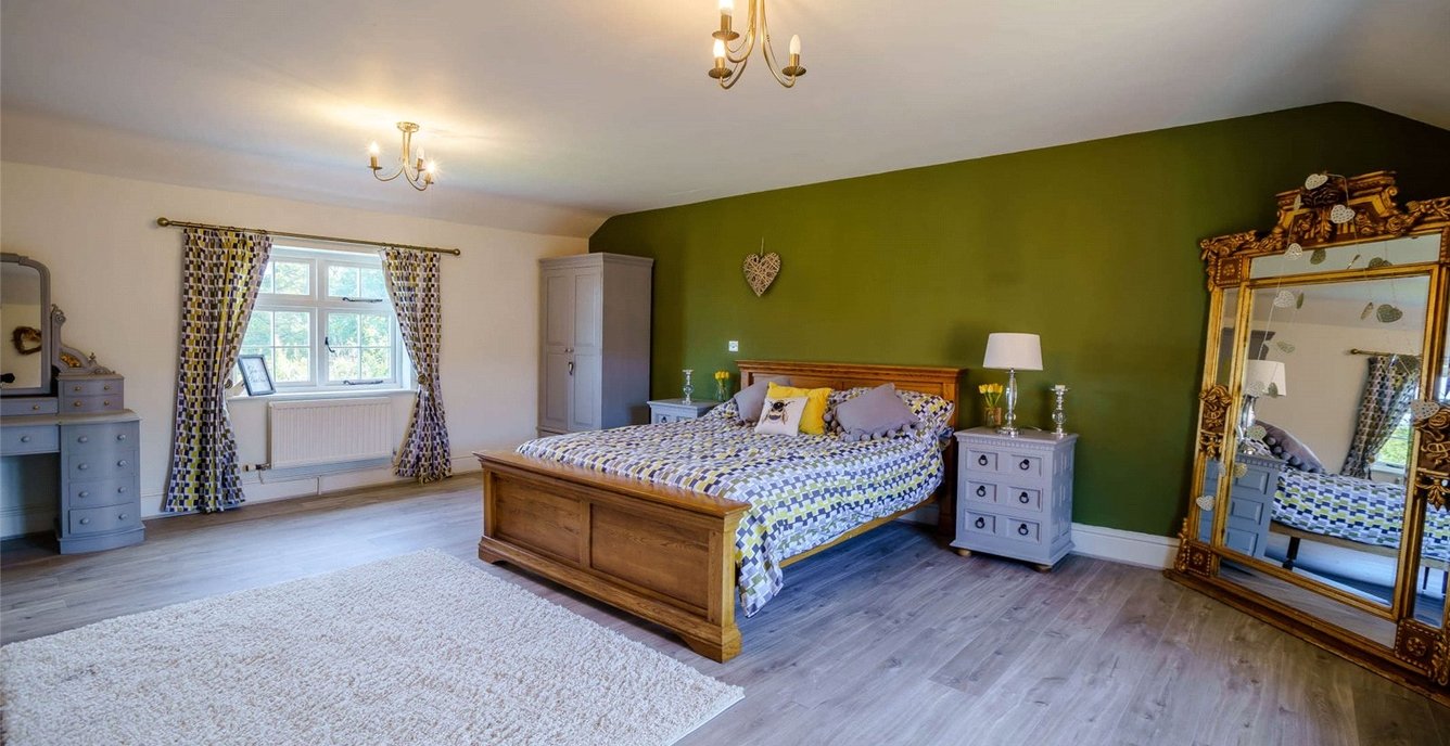 8 bedroom Farm House for sale in Tushingham House Farm, Wobbs Lane