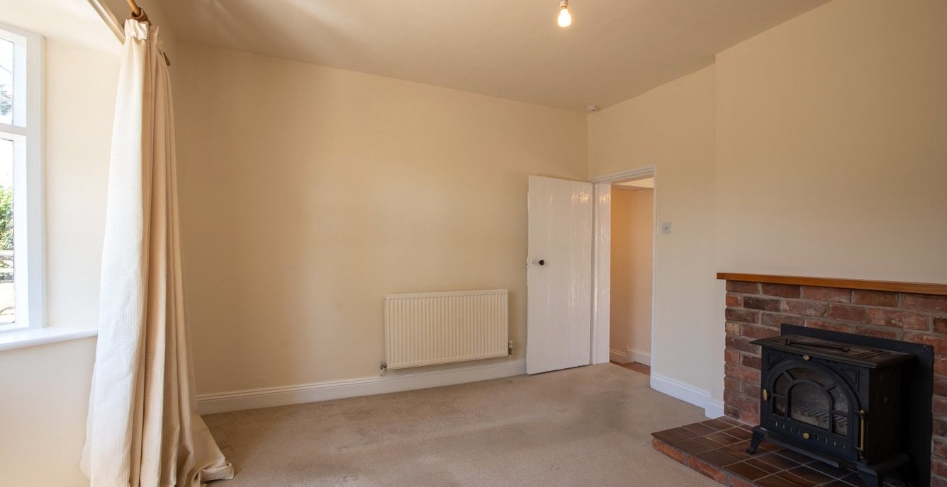 2 bedroom House for sale in Canaan Cottage, Wobbs Lane, Tushingham