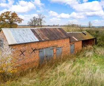 Barn Conversion For Sale In Charity Barn Blakesley Road Slapton