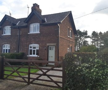 House To Let In 1 Holly Cottage Common Farm Lane Snelson