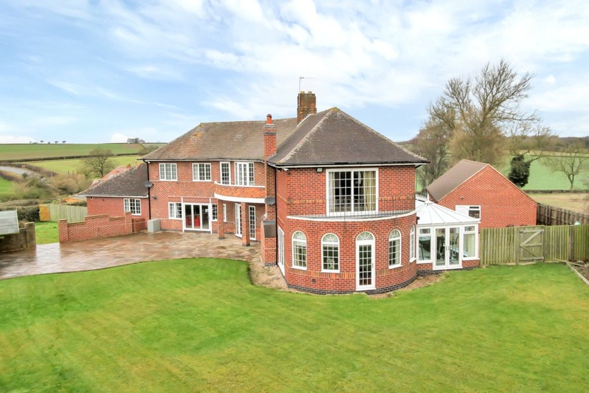 5 bedroom House for sale in Highfields House, 4, Ashby Road, Osgathorpe