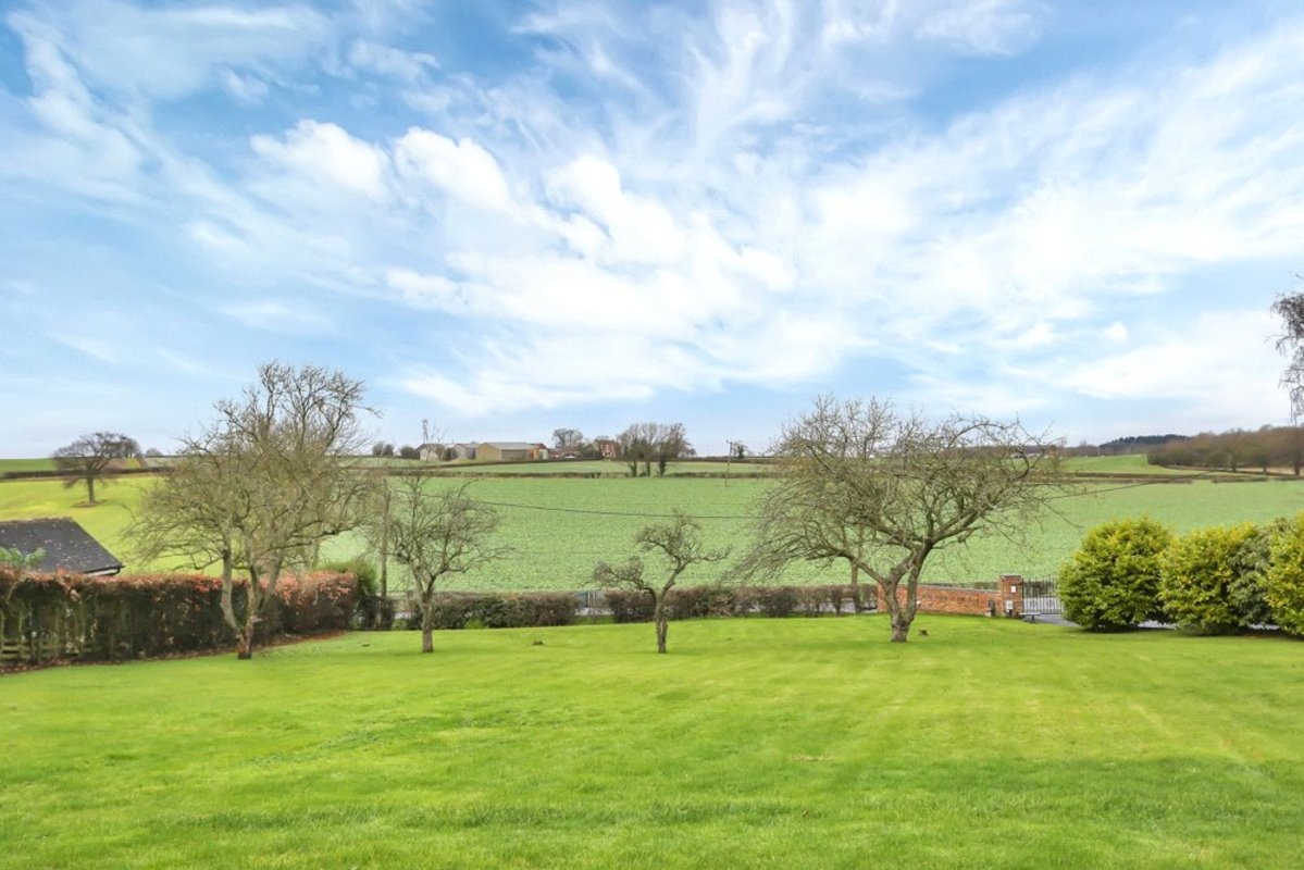 5 bedroom House for sale in Highfields House, 4, Ashby Road, Osgathorpe