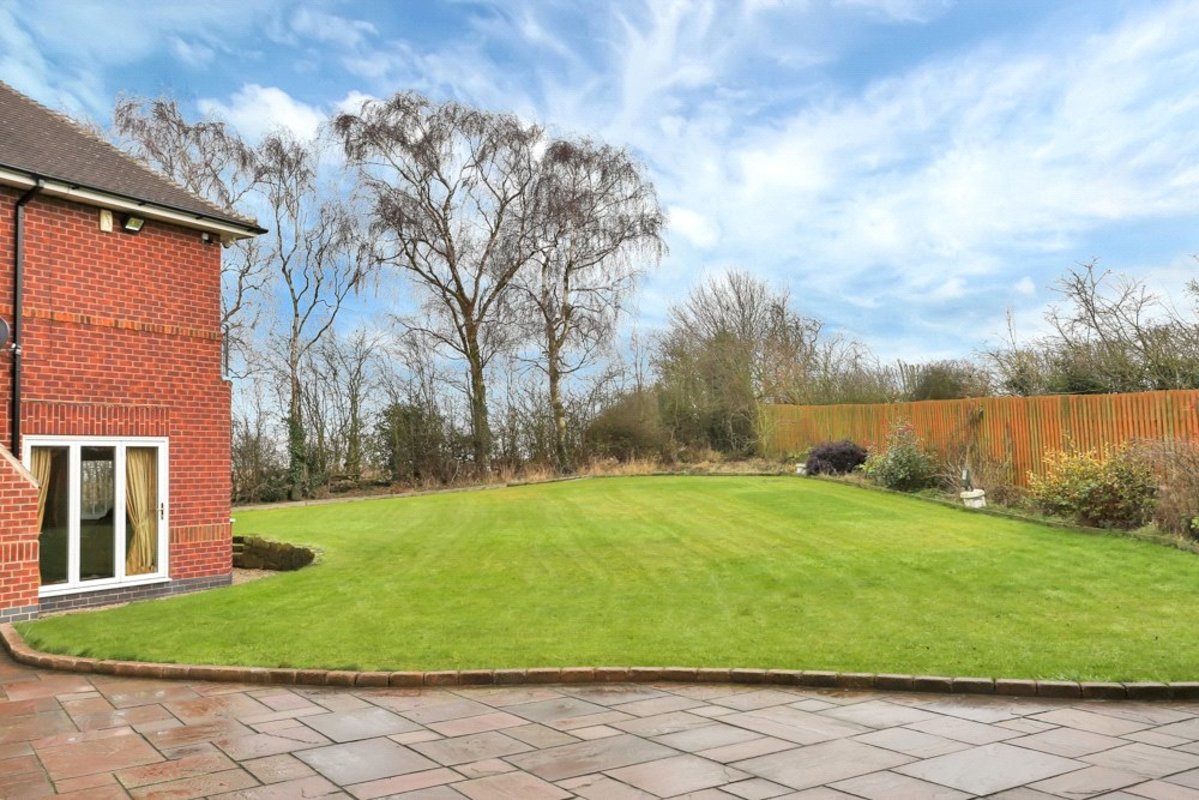 5 bedroom House for sale in Highfields House, 4, Ashby Road, Osgathorpe