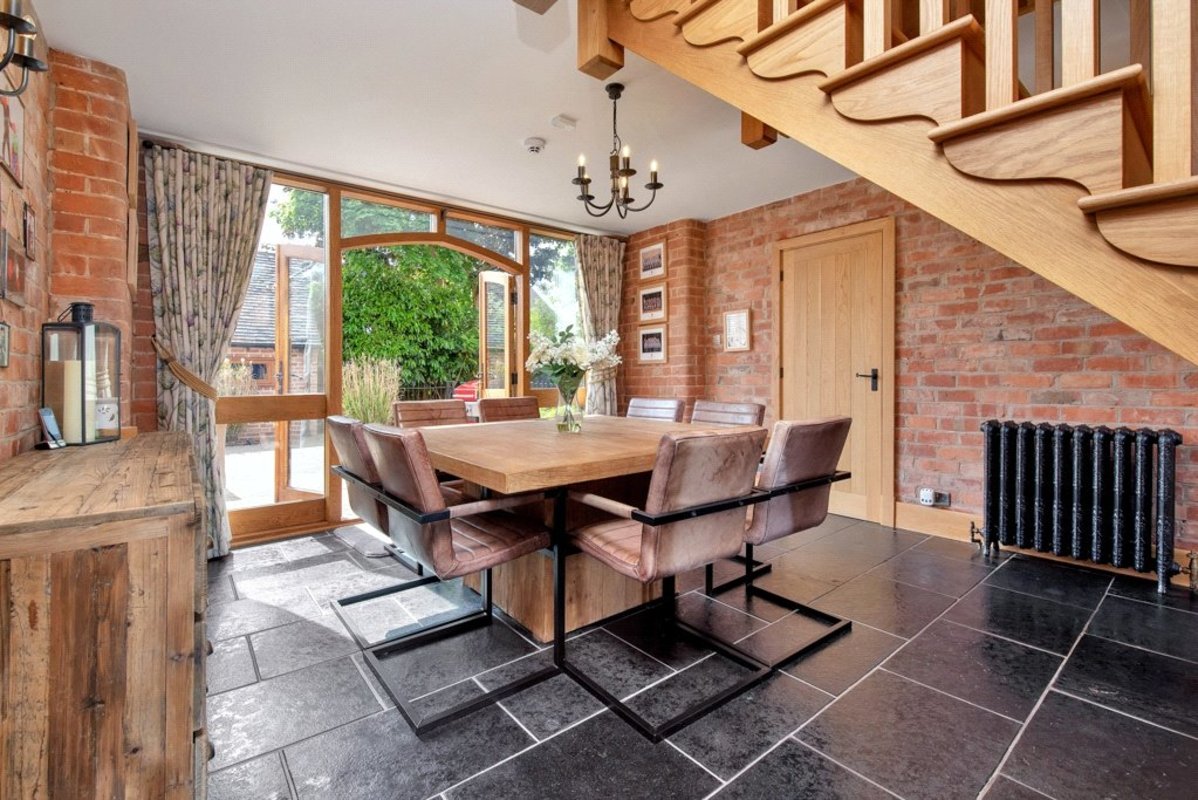 5 bedroom Barn Conversion for sale in Moat House Mill Barn, Barn End