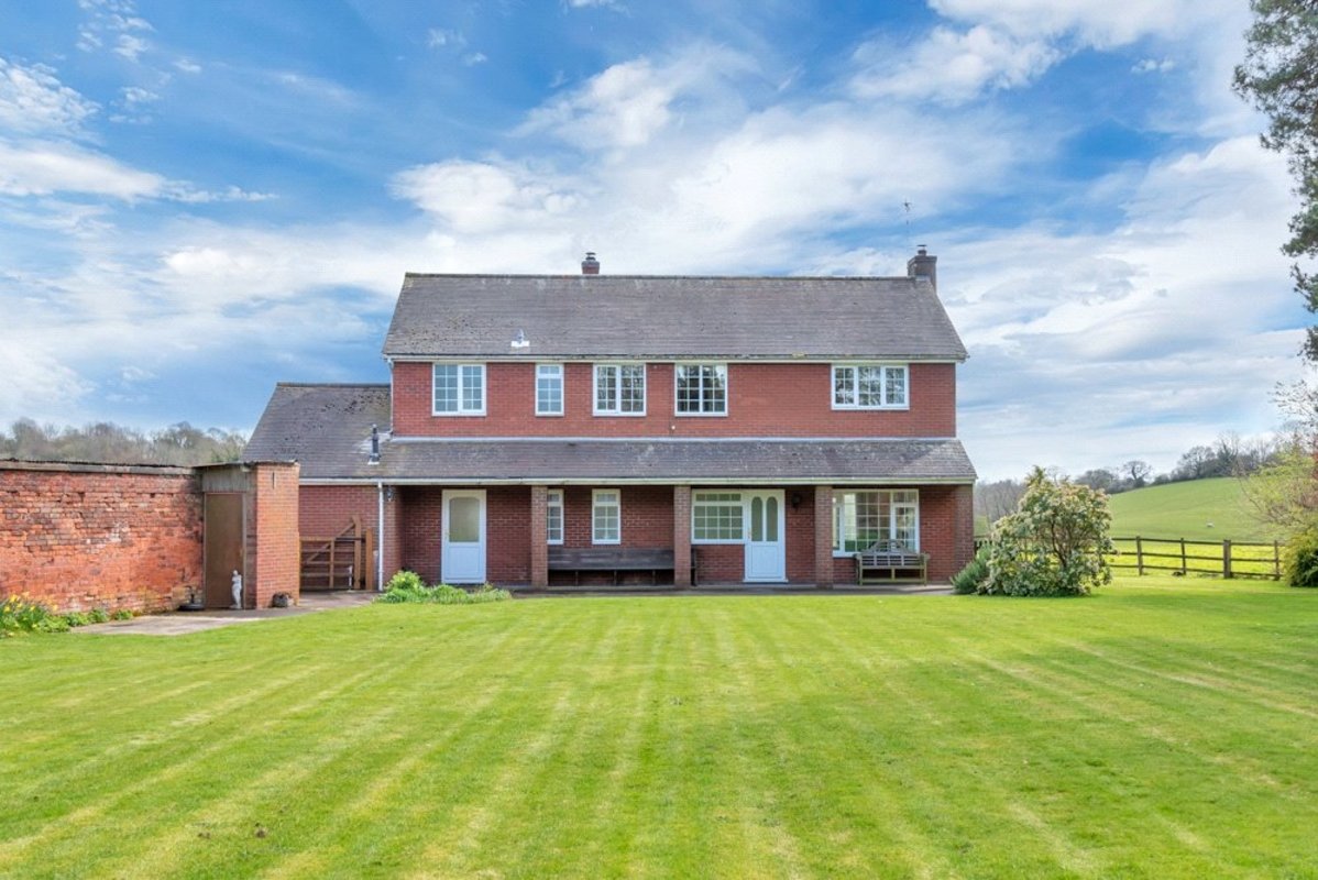 4 bedroom Farm for sale in Green Farm, Cresswell Road, Hilderstone