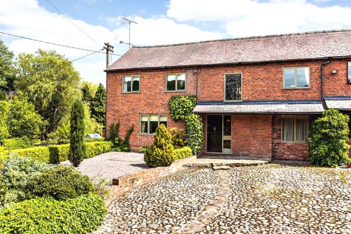 3 bedroom Barn Conversion for sale in 1, Densons Mews, Tilston, Malpas