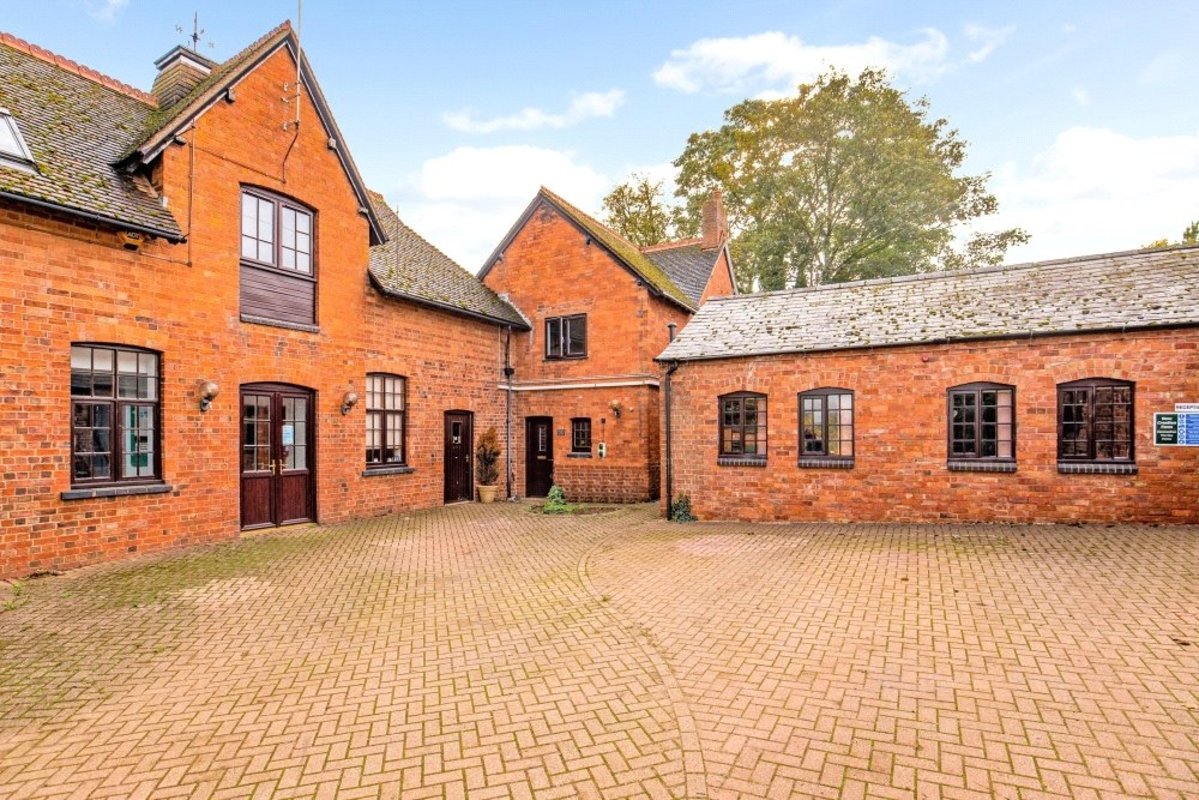 7 bedroom Farm for sale in Heyford Hills, Furnace Lane, Nether Heyford