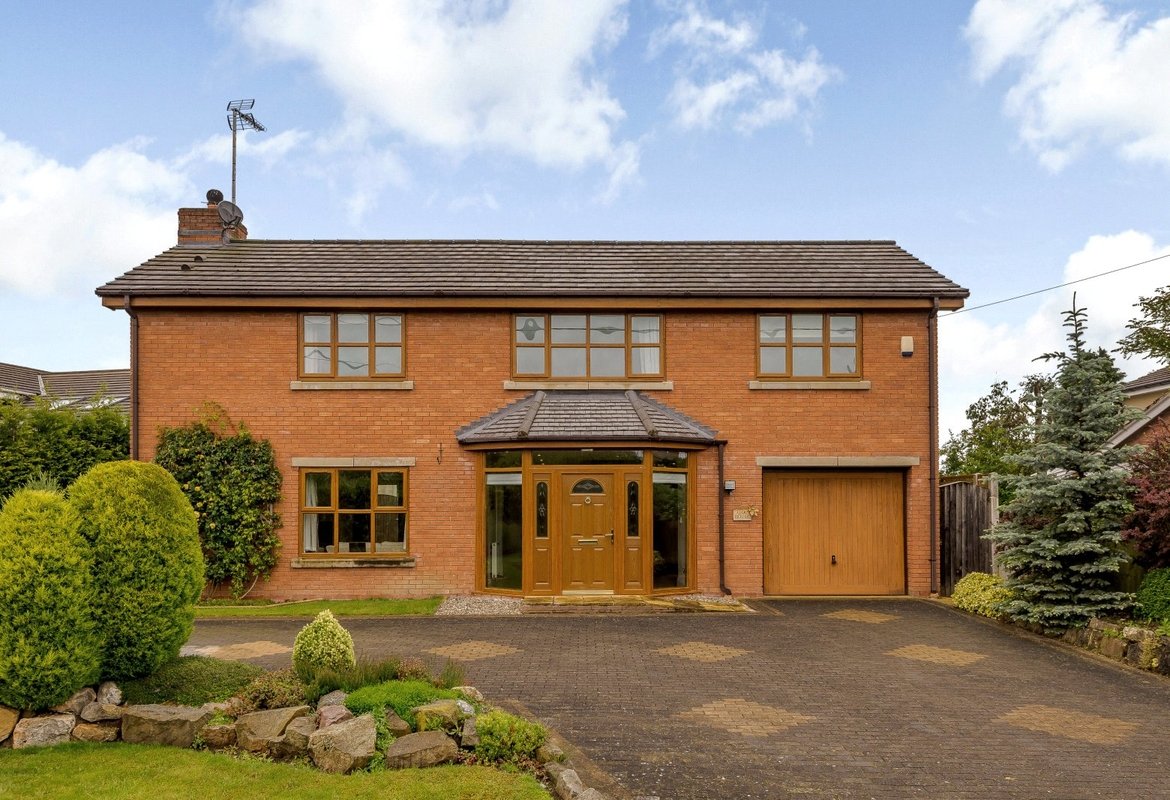 5 bedroom House for sale in Oak House, Harwoods Lane, Rossett, Wrexham