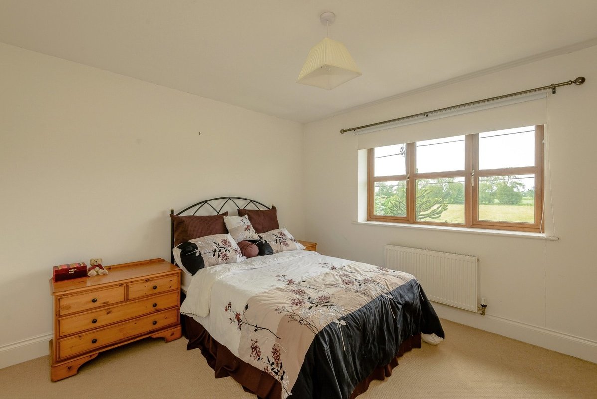 5 bedroom House for sale in Oak House, Harwoods Lane, Rossett, Wrexham