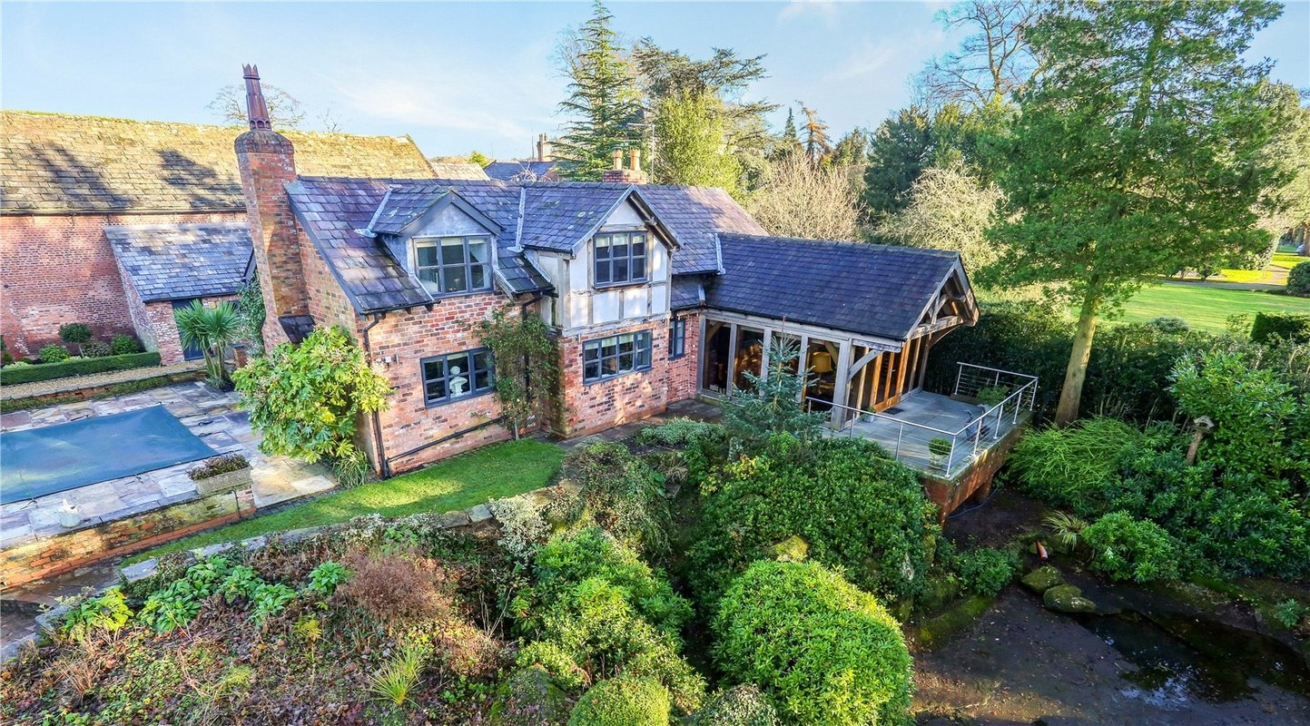 2 bedroom House for sale in The Coach House, Heawood Hall, Congleton