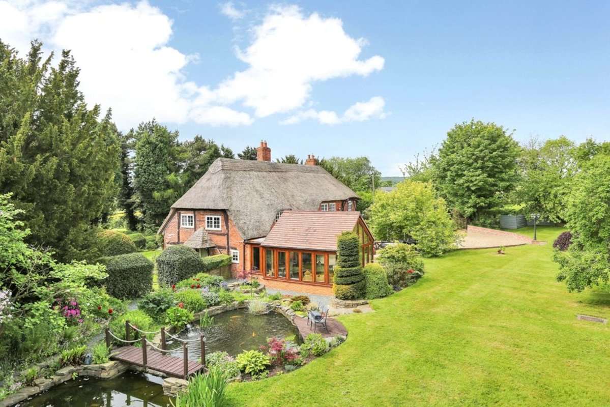 5 bedroom House for sale in Thatched Cottage, Hill Top, Longdon Green
