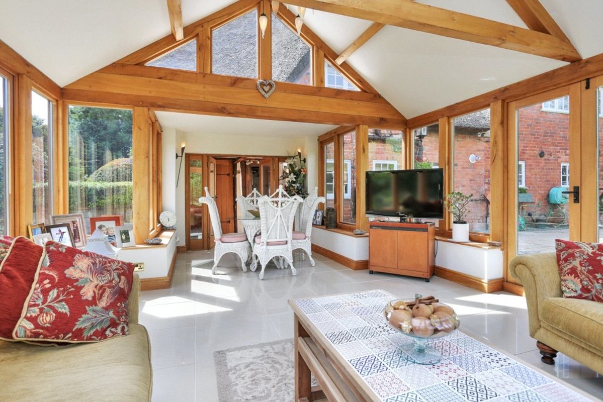 5 bedroom House for sale in Thatched Cottage, Hill Top, Longdon Green