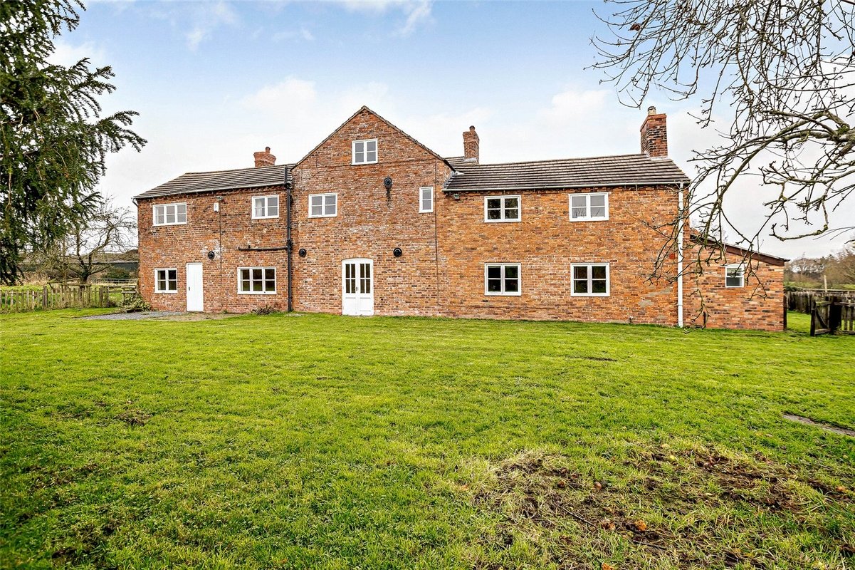 6 bedroom Farm House for sale in Hollybush Lane Farm, Hollybush Lane ...